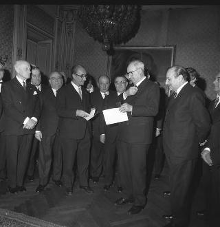 I Governatori del Distretto 108/ITALY dei Lions International, con una rappresentanza del sodalizio, in occasione del 20° anniversario della fondazione del primo Club in Italia in visita di omaggio al Presidente della Repubblica Giuseppe Saragat
