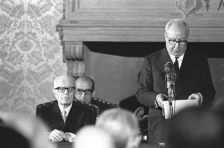 Intervento del Presidente della Repubblica Giuseppe Saragat a Montecitorio per la cerimonia commemorativa del XXV anniversario dell'Assemblea Costituente