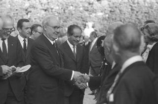 Giardini del Quirinale, ricevimento offerto dal Presidente della Repubblica Giuseppe Saragat al Corpo Diplomatico in occasione della Festa della Repubblica