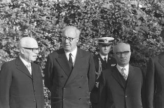 Giardini del Quirinale, ricevimento offerto dal Presidente della Repubblica Giuseppe Saragat al Corpo Diplomatico in occasione della Festa della Repubblica