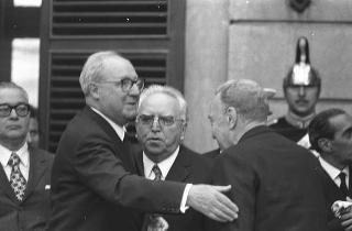 Giardini del Quirinale, ricevimento offerto dal Presidente della Repubblica Giuseppe Saragat al Corpo Diplomatico in occasione della Festa della Repubblica