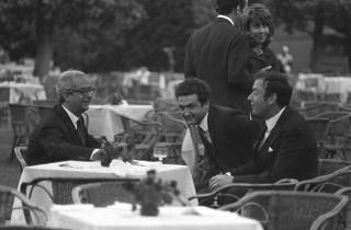 Giardini del Quirinale, ricevimento offerto dal Presidente della Repubblica Giuseppe Saragat al Corpo Diplomatico in occasione della Festa della Repubblica