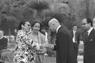 Giardini del Quirinale, ricevimento offerto dal Presidente della Repubblica Giuseppe Saragat al Corpo Diplomatico in occasione della Festa della Repubblica