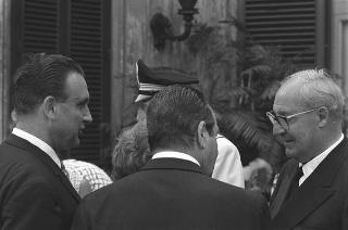 Giardini del Quirinale, ricevimento offerto dal Presidente della Repubblica Giuseppe Saragat al Corpo Diplomatico in occasione della Festa della Repubblica