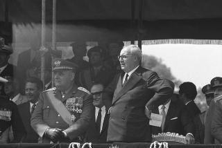 II Presidente della Repubblica Giuseppe Saragat durante la parata militare in occasione della Festa della Repubblica