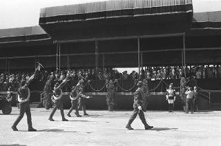 II Presidente della Repubblica Giuseppe Saragat durante la parata militare in occasione della Festa della Repubblica