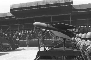 II Presidente della Repubblica Giuseppe Saragat durante la parata militare in occasione della Festa della Repubblica