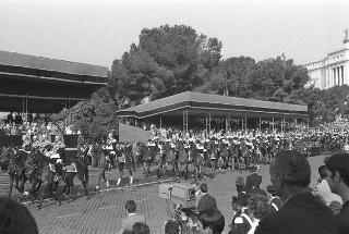 II Presidente della Repubblica Giuseppe Saragat durante la parata militare in occasione della Festa della Repubblica