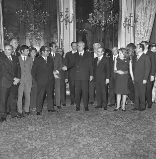 Il Presidente Saragat incontra Carlo Marzano, Presidente della Cassa di Risparmio di Roma, con una rappresentanza di partecipanti al &quot;Convegno di studi sull'inflazione degli anni '60&quot;