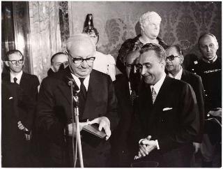 Incontro del Presidente Saragat con Umberto Ortolani, Presidente del Comitato promotore del Congresso mondiale della stampa italiana all'estero