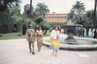 Ricevimento nei Giardini del Quirinale offerto dal Presidente della Repubblica Giovanni Leone in onore del Corpo Diplomatico per la Festa della Repubblica