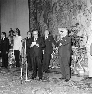 Il Presidente della Repubblica Giovanni Leone durante la visita delle Delegazioni partecipanti al Convegno dei Comitati permanenti di contatto tra le Corti dei Conti dei Paesi membri delle Comunità Europee