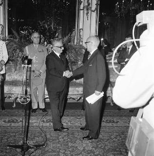 Il Presidente della Repubblica Giovanni Leone incontra Umberto Terracini, con una rappresentanza dell'Associazione nazionale perseguitati politici antifascisti