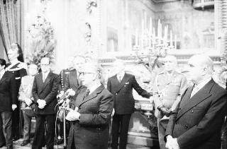 Il Presidente della Repubblica Giovanni Leone incontra Mario Zagari, Ministro di grazie e giustizia e Giacinto Bosco, vice presidente del CSM, con i partecipanti al 3° incontro di studi tra magistrati