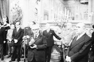 Il Presidente della Repubblica Giovanni Leone incontra Mario Zagari, Ministro di grazie e giustizia e Giacinto Bosco, vice presidente del CSM, con i partecipanti al 3° incontro di studi tra magistrati