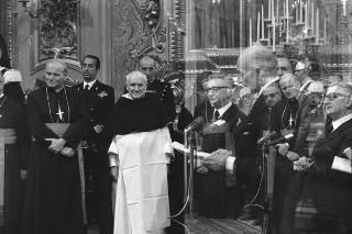 Padre Aniceto Fernandez, Maestro generale dell'Ordine dei frati predicatori, con i partecipanti al Congresso per il VII centenario della morte di S. Tommaso d'Aquino