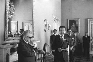 Incontro del Presidente della Repubblica Giovanni Leone con Luigi Torino, presidente dell'Ente provinciale per il turismo di Napoli, con il Consiglio d'amministrazione