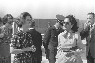 Il Presidente della Repubblica Giovanni Leone e la signora Vittoria Leone ricevono in visita privata a Castelporziano LL. MM. il Re del Belgio Baldovino e la Regina Fabiola