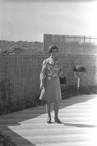 Il Presidente della Repubblica Giovanni Leone e la signora Vittoria Leone ricevono in visita privata a Castelporziano LL. MM. il Re del Belgio Baldovino e la Regina Fabiola