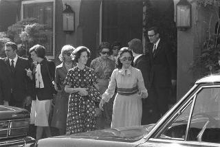 Il Presidente della Repubblica Giovanni Leone e la signora Vittoria Leone ricevono in visita privata a Castelporziano LL. MM. il Re del Belgio Baldovino e la Regina Fabiola
