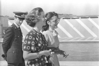 Il Presidente della Repubblica Giovanni Leone e la signora Vittoria Leone ricevono in visita privata a Castelporziano LL. MM. il Re del Belgio Baldovino e la Regina Fabiola