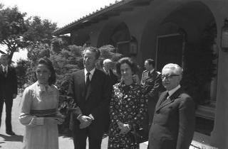 Il Presidente della Repubblica Giovanni Leone e la signora Vittoria Leone ricevono in visita privata a Castelporziano LL. MM. il Re del Belgio Baldovino e la Regina Fabiola