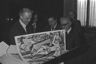 Ennio Palmitessa, presidente generale della Primaria Associazione cattolica "Artistico-Operaia", con Consiglio direttivo e con il Comitato della Mostra "Chiese e Santi a Roma"