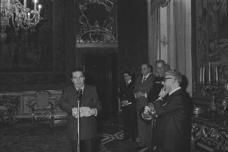 Ennio Palmitessa, presidente generale della Primaria Associazione cattolica "Artistico-Operaia", con Consiglio direttivo e con il Comitato della Mostra "Chiese e Santi a Roma"