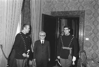 Il Tenente colonnello Ferdinando Corsani con il Presidente della Repubblica Giovanni Leone