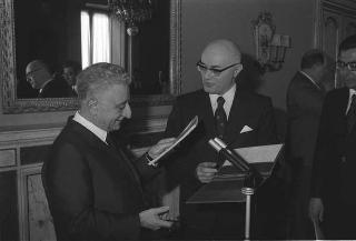 Il Presidente della Repubblica Giovanni Leone incontra Giovanni Bersani, presidente del Movimento Cristiano Lavoratori, con il Comitato esecutivo nazionale e i dirigenti del sodalizio