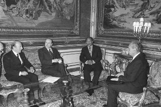 Visita di Stato del Presidente della Repubblica Araba d'Egitto e della Signora El Sadat (5 - 8 aprile 1976)