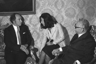 Incontro del Presidente della Repubblica Giovanni Leone e della Signora Vittoria Leone con il Primo Ministro del Canada Pierre Elliot Trudeau e la Signora Trudeau