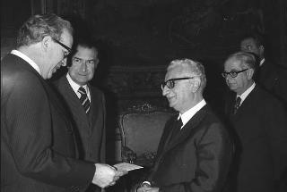 Carlos Robles Piquer, nuovo ambasciatore di Spagna: presentazione lettere credenziali