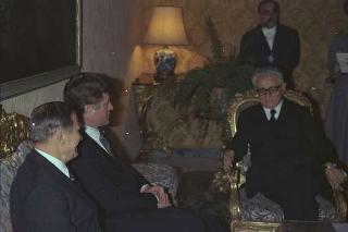 Colloquio e successiva colazione privata offerta dal Presidente della Repubblica Giovanni Leone  al Senatore Edward Kennedy