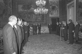 Il Presidente della Repubblica Giovanni Leone incontra l'on. Francesco Cossiga, Ministro dell'Interno, con i Prefetti di nuova nomina
