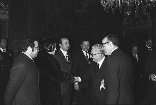 Il Presidente della Repubblica Giovanni Leone riceve  Swate Komalanhuti, nuovo ambasciatore del regno di Thailandia e Mohamoud Samir Ahmed, nuovo ambasciatore della Repubblica Araba d'Egitto per la presentazione delle lettere credenziali