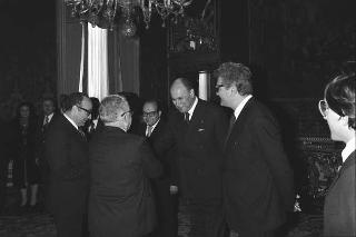 Il Presidente della Repubblica Giovanni Leone riceve  Swate Komalanhuti, nuovo ambasciatore del regno di Thailandia e Mohamoud Samir Ahmed, nuovo ambasciatore della Repubblica Araba d'Egitto per la presentazione delle lettere credenziali