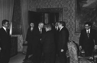 Incontro del Presidente della Repubblica Giovanni Leone con Necmettin Erbakan, vice primo ministro turco, con Luciano Radi, sottosegretario agli esteri e gli esponenti del governo turco