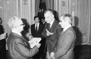 Il Presidente della Repubblica Giovanni Leone incontra il prof. Renato Dulbecco, Premio Nobel per la medicina