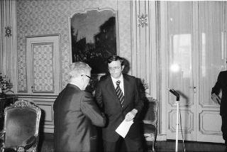 Il Presidente della Repubblica Giovanni Leone incontra il prof. Renato Dulbecco, Premio Nobel per la medicina