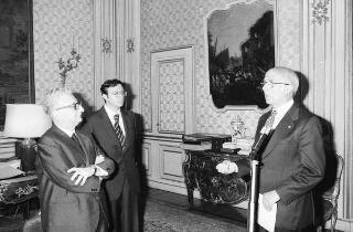 Il Presidente della Repubblica Giovanni Leone incontra il prof. Renato Dulbecco, Premio Nobel per la medicina