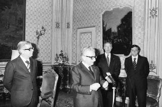 Il Presidente della Repubblica Giovanni Leone incontra il prof. Renato Dulbecco, Premio Nobel per la medicina