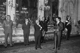 Il Presidente della Repubblica Giovanni Leone incontra Massimo Campilli, presidente della Associazione Imprenditori Dirigenti Europei, con una rappresentanza del sodalizio, nel XV° anniversario di fondazione