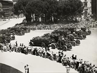 Rivista militare in occasione della Festa della Repubblica