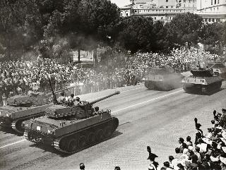 Rivista militare in occasione della Festa della Repubblica