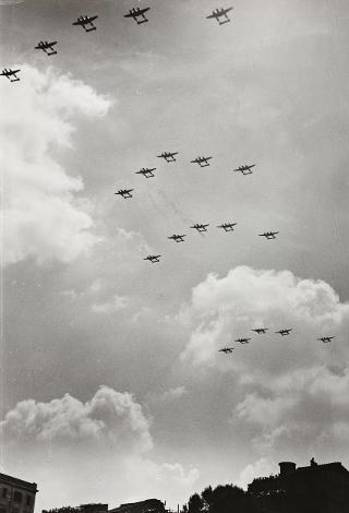 Rivista militare in occasione della Festa della Repubblica