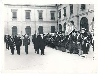 Il Presidente della Repubblica Sandro Pertini interviene alla cerimonia di Giuramento degli allievi dell'Accademia Navale di Livorno