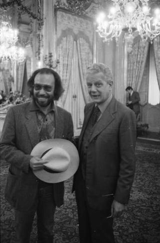 Il cantautore romano Antonello Venditti in visita dal Presidente della Repubblica Sandro Pertini a Palazzo del Quirinale, ASPR, busta 209, 9 immagini