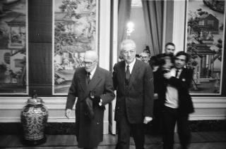Incontro del Presidente della Repubblica Francesco Cossiga con una delegazione di partecipanti alla Marcia per la pace