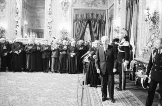 Visita di omaggio al Presidente della Repubblica Francesco Cossiga di Mons. Gaetano Bonicelli, ordinario militare per l'Italia, con i cappellani militari in servizio ed in congedo
